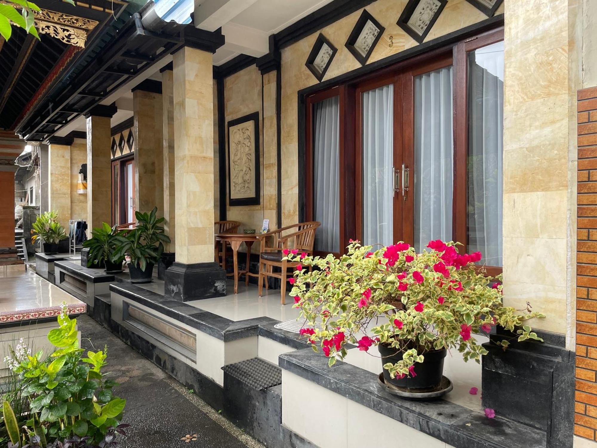 Ubud Tri Upasedana House 2 Тегаллаланг Экстерьер фото